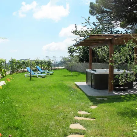 San Giuseppe - Vlo210 By Interhome *